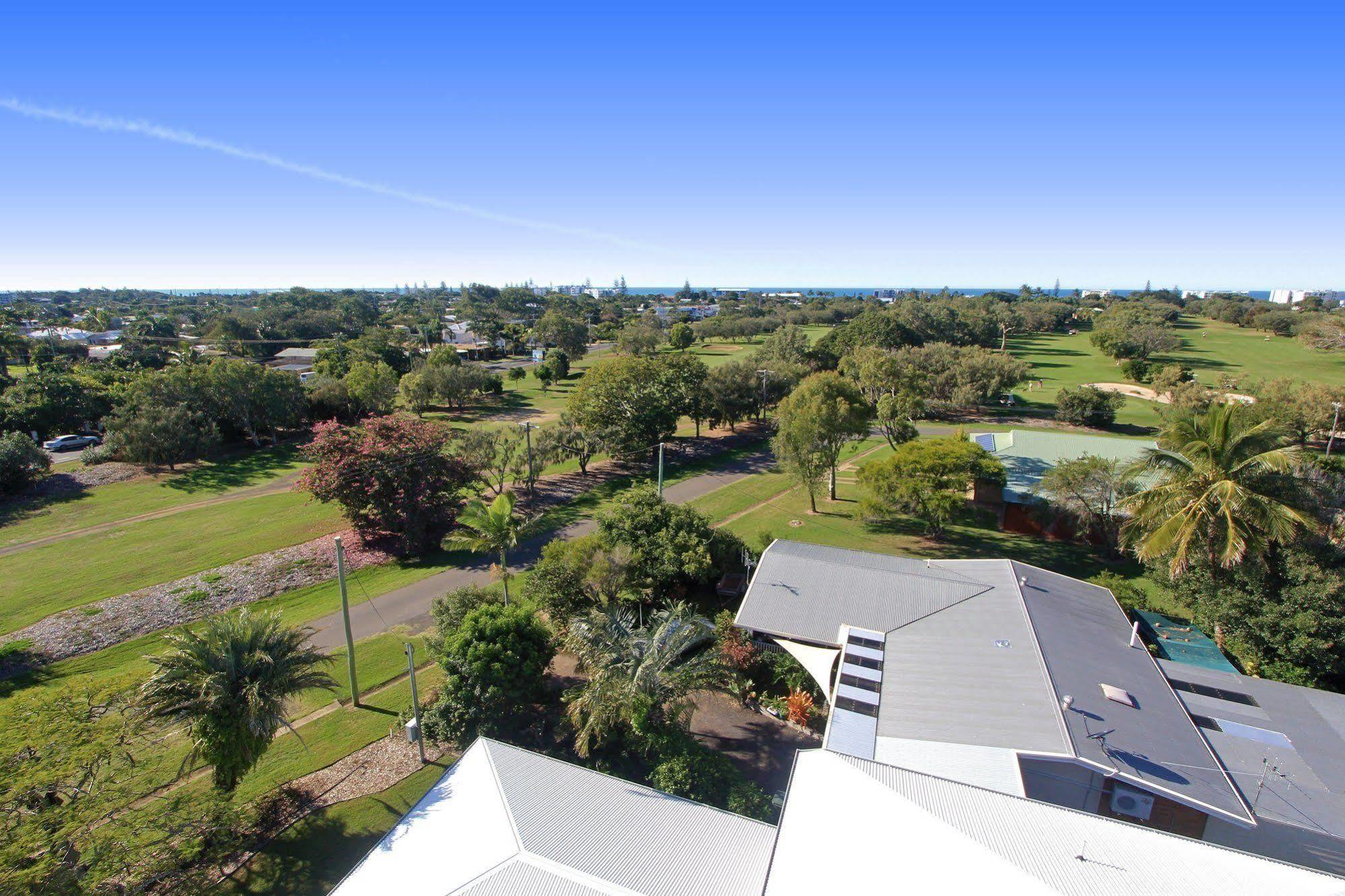 12Th Tee Bnb Bargara Buitenkant foto